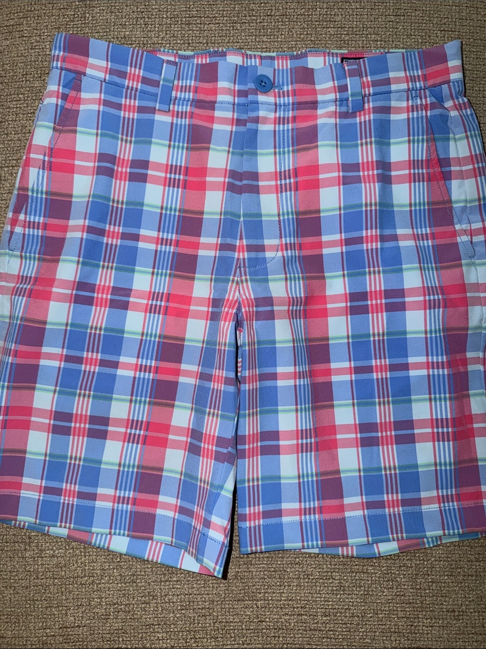 Vineyard Vines Men’s Plaid Performance Golf Shorts in Blue, Red, White
